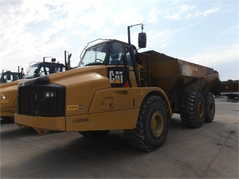 Camiones De Carga Caterpillar 740