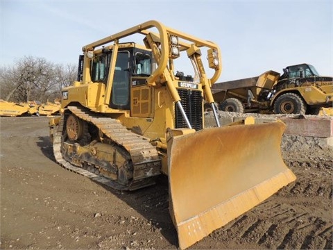  Caterpillar D6T de segunda mano a la venta Ref.: 1402015957267313 No. 2