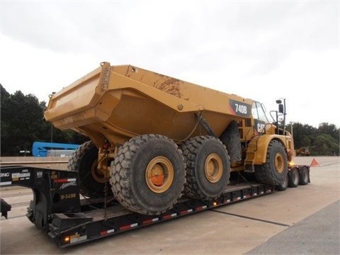 Off Road Truck Caterpillar 740B