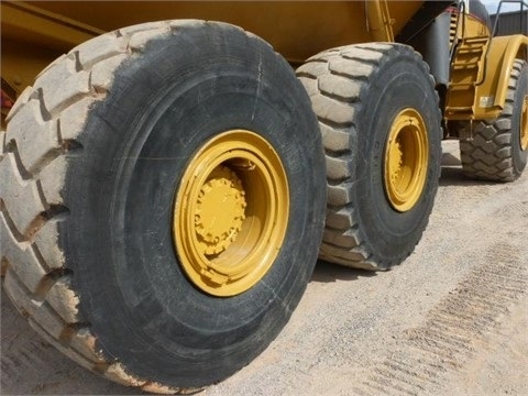  Caterpillar 740 de segunda mano en venta Ref.: 1402073325012281 No. 2