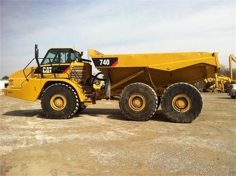 Off Road Truck Caterpillar 740