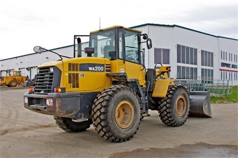 Cargadoras Sobre Ruedas Komatsu WA200