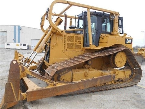 Dozers/tracks Caterpillar D6T