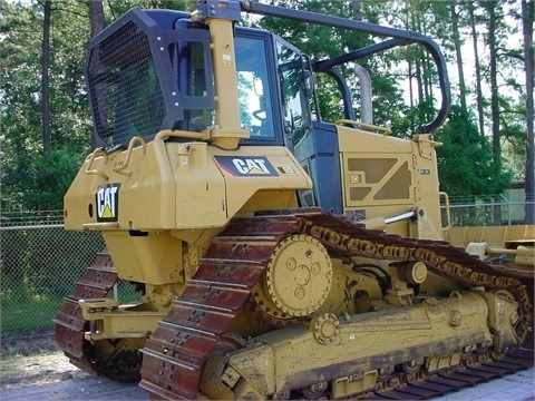 CATERPILLAR D6N de segunda mano a la venta Ref.: 1402524956207272 No. 3