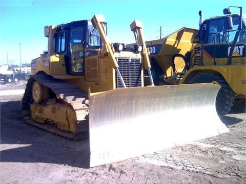 Dozers/tracks Caterpillar D6T