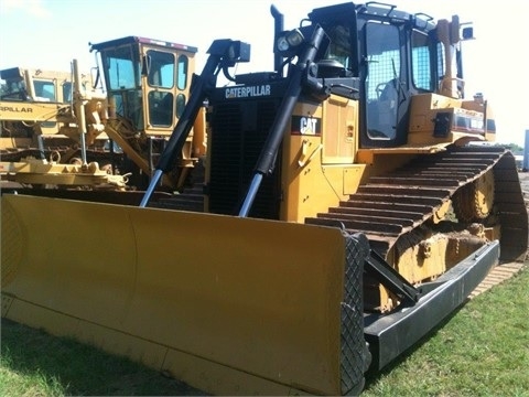 Dozers/tracks Caterpillar D6H