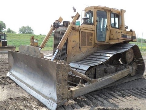 Dozers/tracks Caterpillar D6H