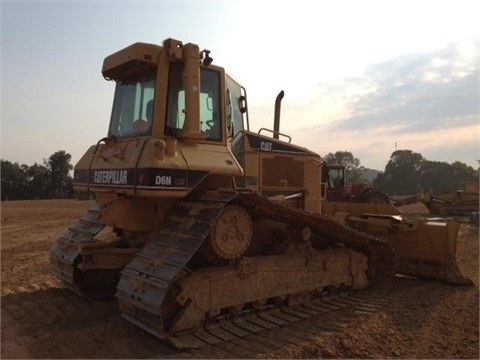  Caterpillar D6N de medio uso en venta Ref.: 1402677515720038 No. 2