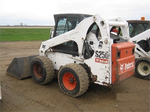  Bobcat S250 en optimas condiciones Ref.: 1403028141343339 No. 2