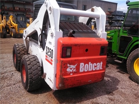  Bobcat S250 importada a bajo costo Ref.: 1403038504801893 No. 3