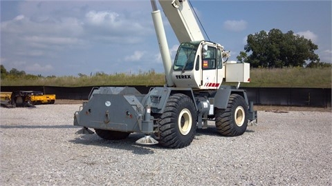 Cranes Terex RT555