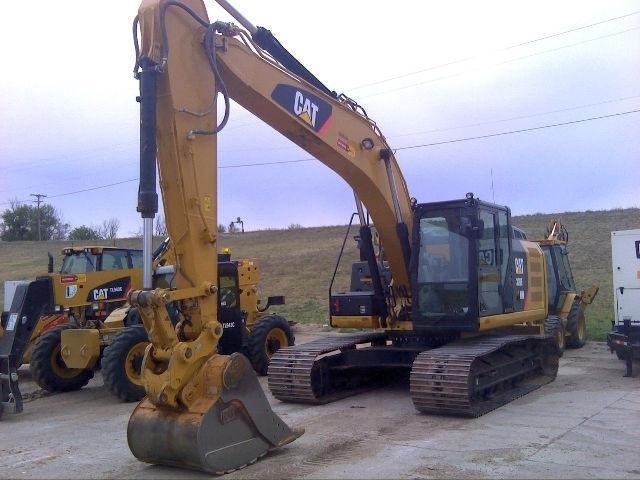 Hydraulic Excavator Caterpillar 320EL