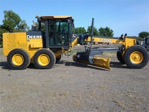 DEERE 770D de segunda mano Ref.: 1403715093393341 No. 3