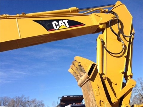 Caterpillar 324DL en venta, usada Ref.: 1403909464742853 No. 3