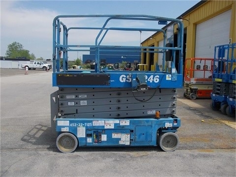 Scissor Lift Genie GS3246