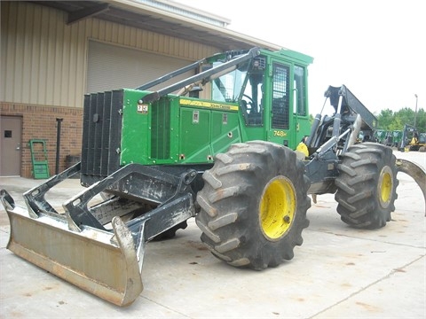 Forest Machines Deere 748H