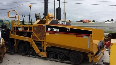 Pavers Caterpillar AP-1055B