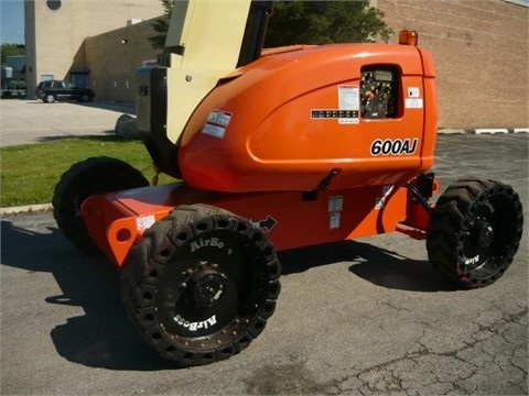 Lift Jlg 600AJ