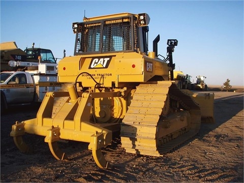 Dozers/tracks Caterpillar D6T