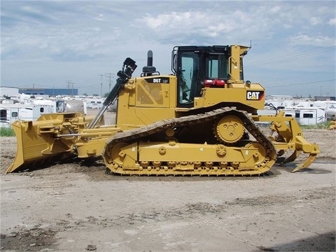 Dozers/tracks Caterpillar D6T