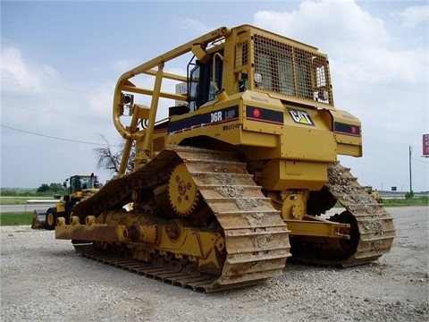 Dozers/tracks Caterpillar D6R