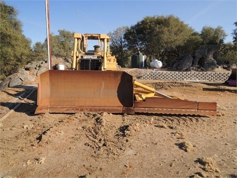 Dozers/tracks Caterpillar D6R