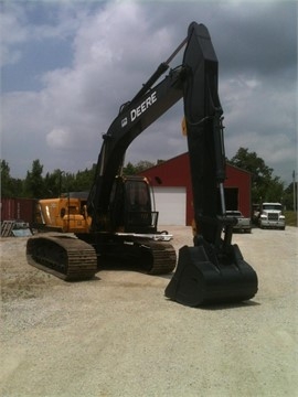 Hydraulic Excavator Deere 270D LC