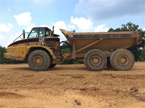 Off Road Truck Caterpillar 735