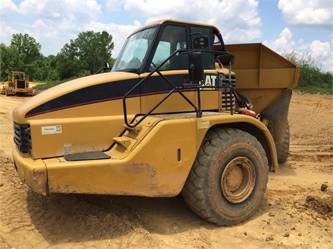 Off Road Truck Caterpillar 735