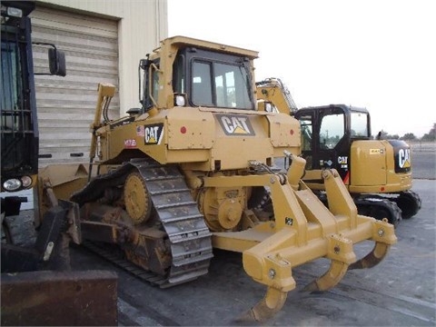 Dozers/tracks Caterpillar D6T