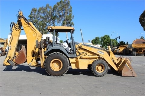 Retroexcavadoras Deere 710G