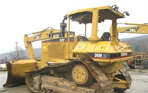 Tractores Sobre Orugas Caterpillar D6M