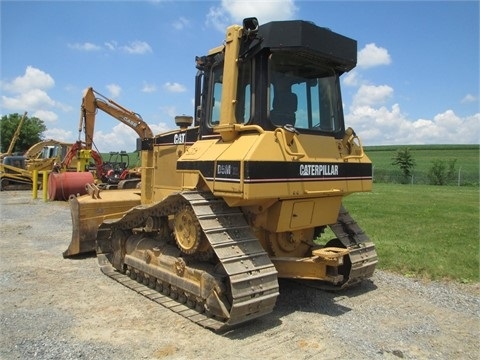  Caterpillar D5M de medio uso en venta Ref.: 1406068173885044 No. 4