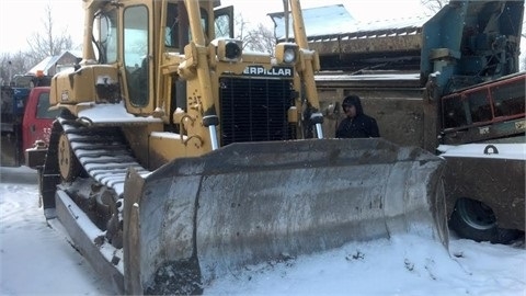 Dozers/tracks Caterpillar D6H