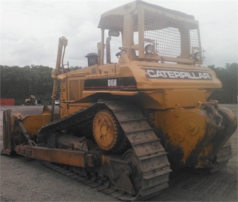 Dozers/tracks Caterpillar D6H