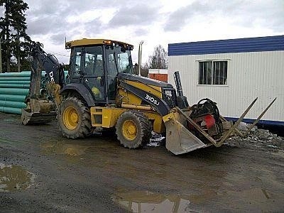 Backhoe Loaders Deere 310SJ