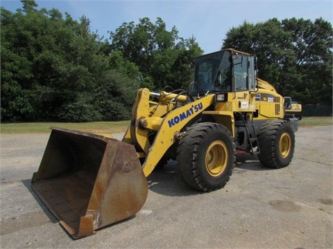 Wheel Loaders Komatsu WA320