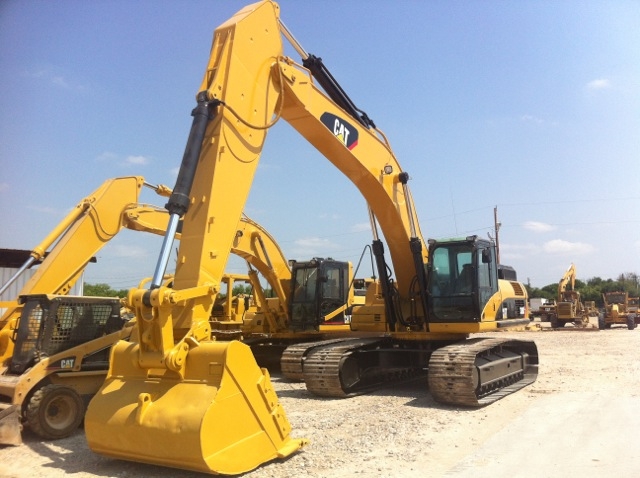  Caterpillar 330DL en venta, usada Ref.: 1407342166067290 No. 4