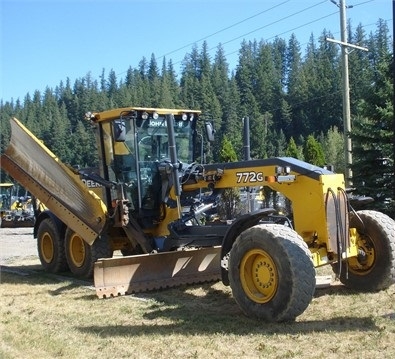  Deere 772G usada a buen precio Ref.: 1408049940551435 No. 3