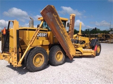  Deere 772BH usada de importacion Ref.: 1408108635769396 No. 2