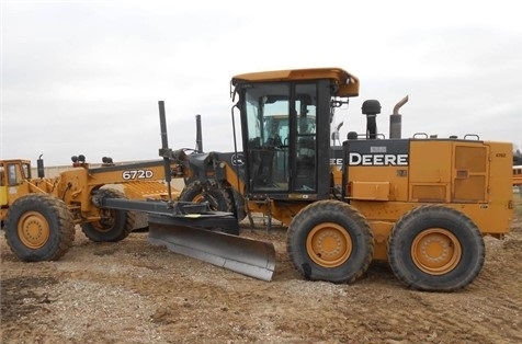 Motoconformadoras Deere 672D