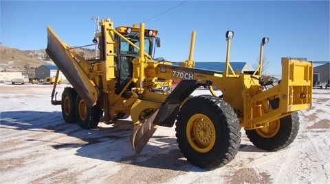  Deere 770CH usada a buen precio Ref.: 1408285432836027 No. 2