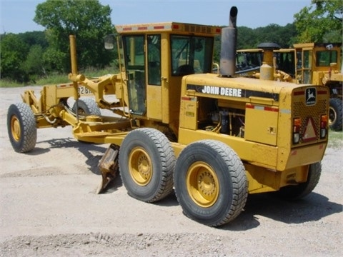  Deere 772BH de segunda mano a la venta Ref.: 1408287427181407 No. 3