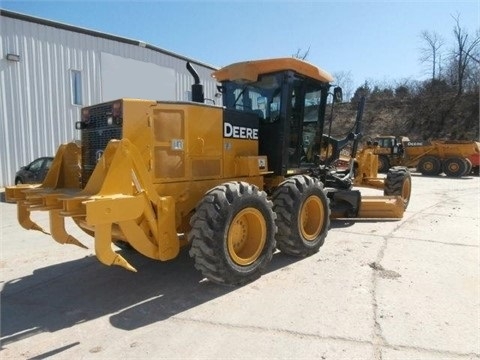  Deere 670D de medio uso en venta Ref.: 1408367178012104 No. 2