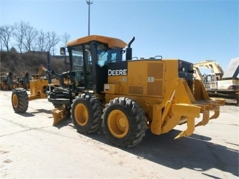  Deere 670D de medio uso en venta Ref.: 1408367178012104 No. 3