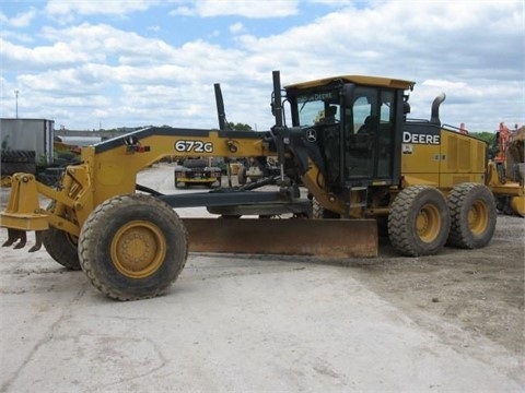 Motoconformadoras Deere 672G