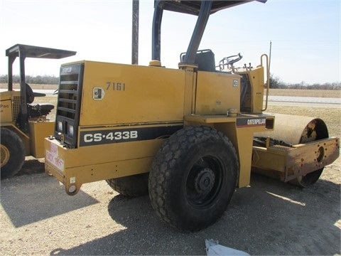  Caterpillar CS-433E seminueva Ref.: 1409411886050493 No. 2