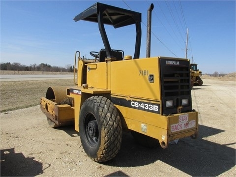  Caterpillar CS-433E seminueva Ref.: 1409411886050493 No. 3