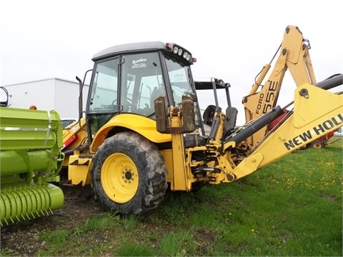  New Holland B95C seminueva en venta Ref.: 1409925496702960 No. 2