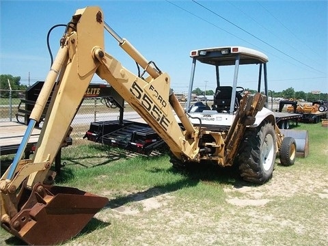 Backhoe Loaders New Holland 555E